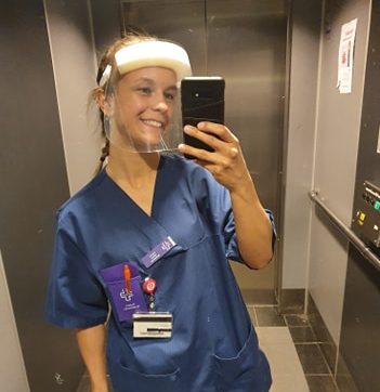 Bild på sjuksköterskestudent